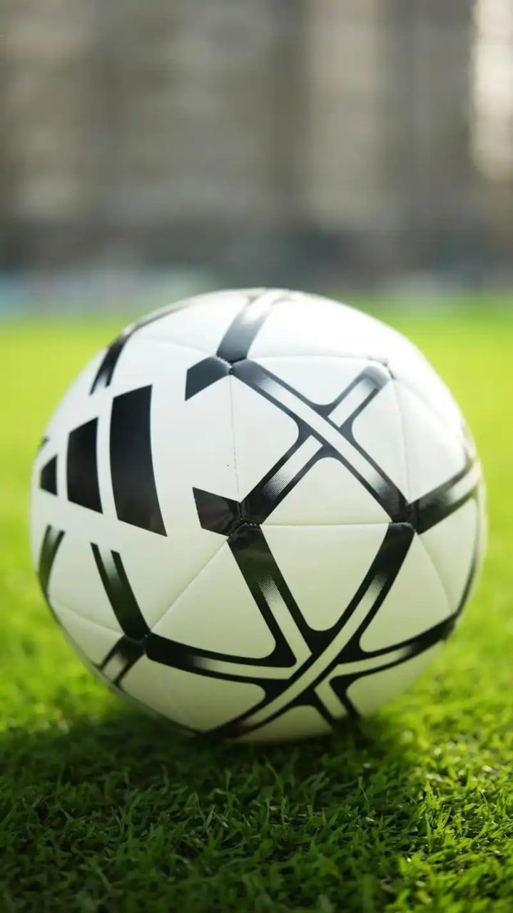 足球分析师使用专业数据进行研究